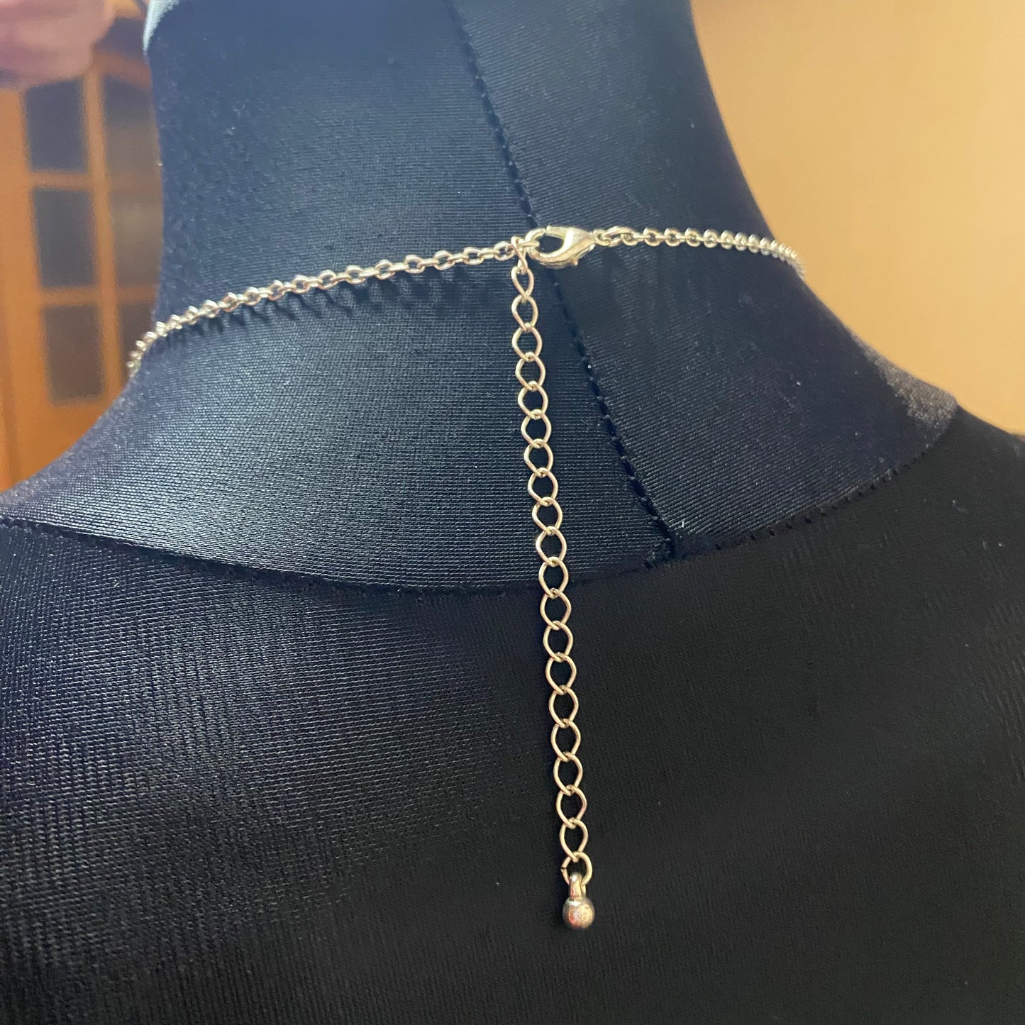 White vintage pearl necklace