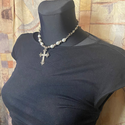 Simple black scrunched top