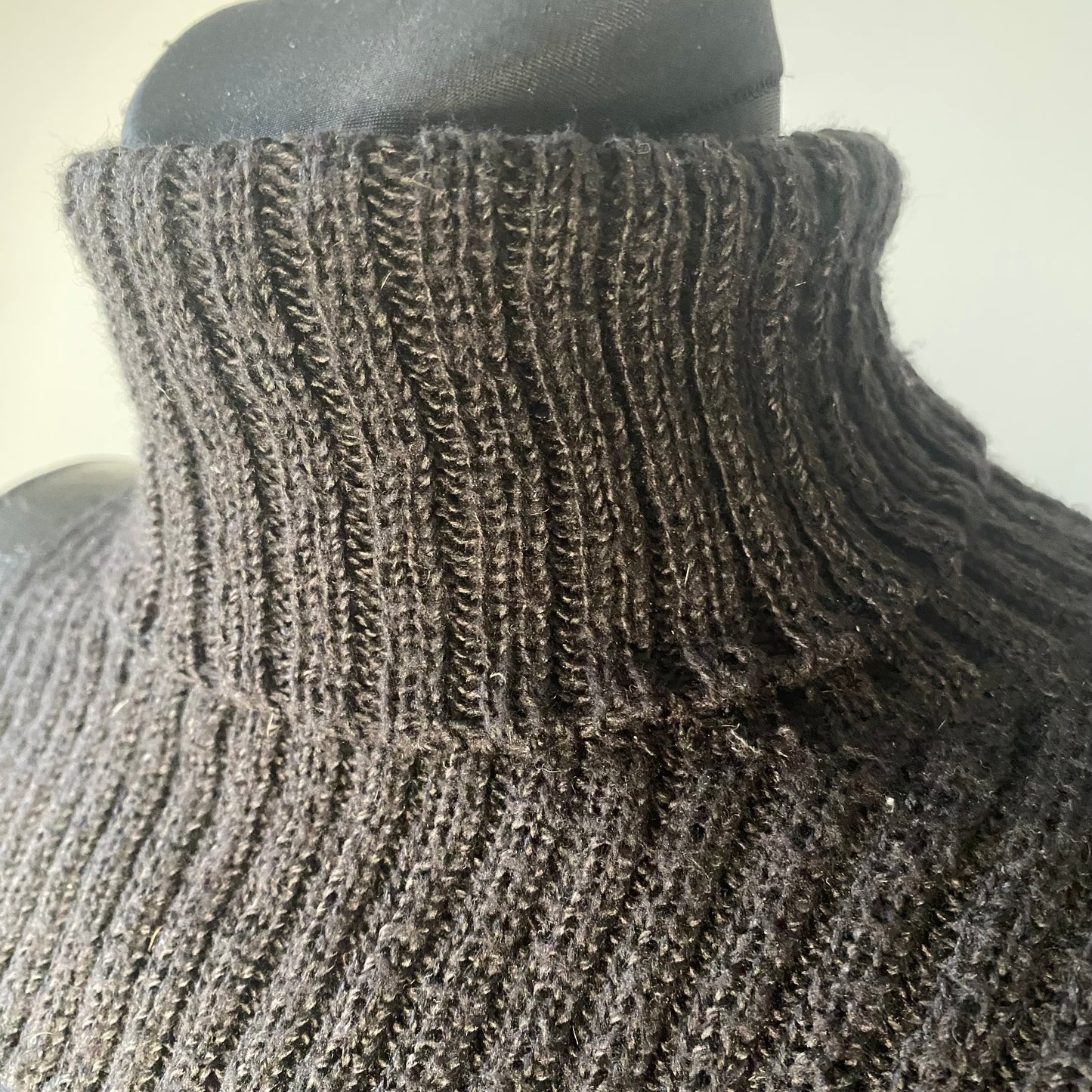 Black cutout turtleneck sweatshirt