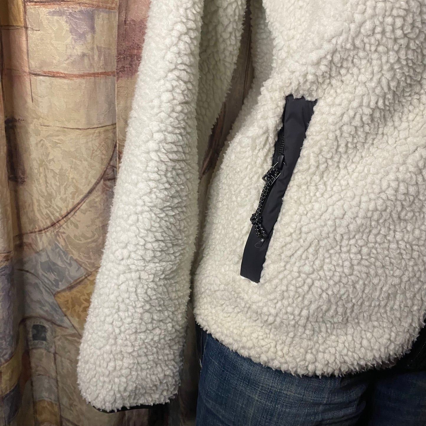 Carhartt fleece jacket