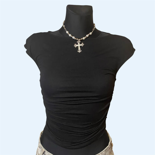 Simple black scrunched top