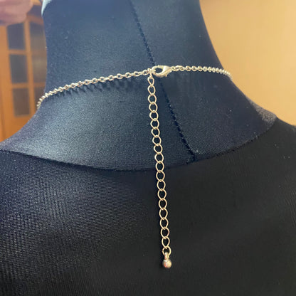 White vintage pearl necklace