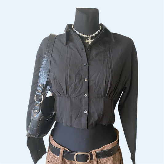Black button-up long sleeve cropped shirt