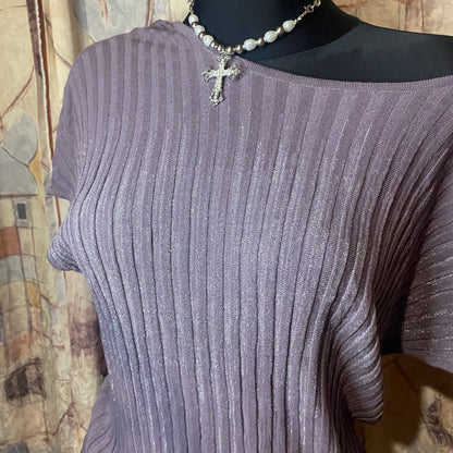 Vintage look purple off-shoulder blouse