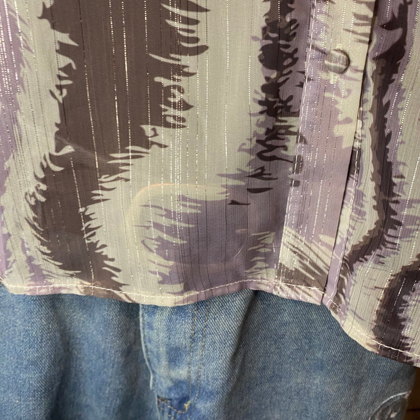 Sparkly pattern blouse