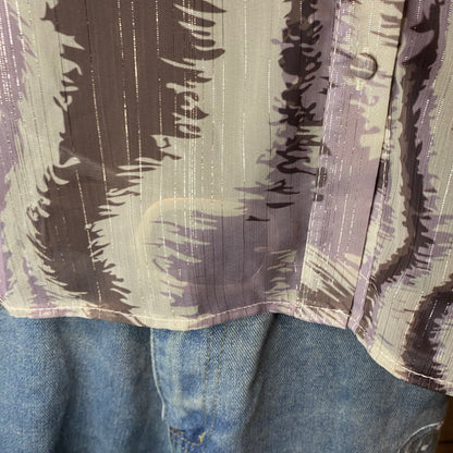 Sparkly pattern blouse