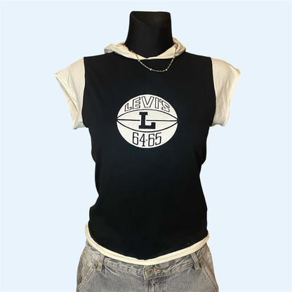 Vintage Levi’s baby tee