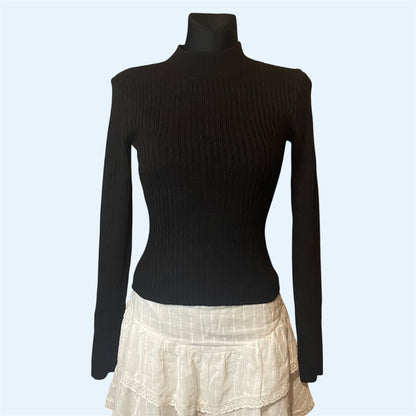 Black high-neck sweatshirt